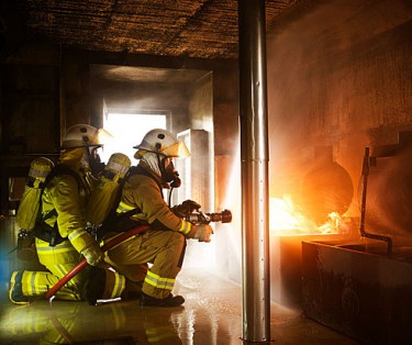 Advanced firefighting - उन्नत फायरफाइटिङ